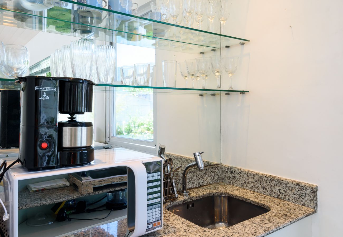 Apartment in Rio de Janeiro - Cobertura em Ipanema |Vista p/ o Cristo| MQC502 
