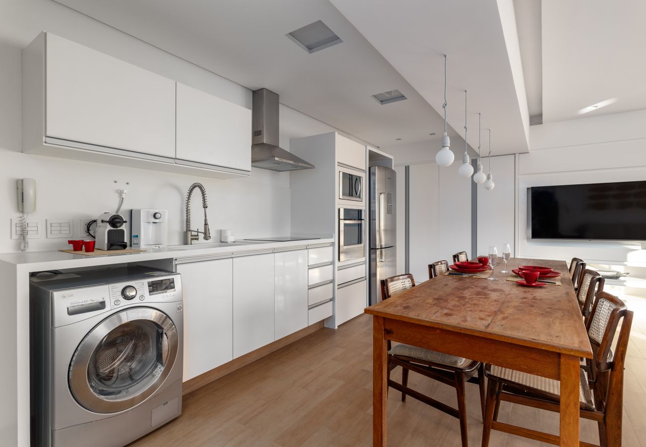 Apartment in Rio de Janeiro - Belo no Leblon |Vista p/ Morro 2 irmãos| GUC6 ZN1