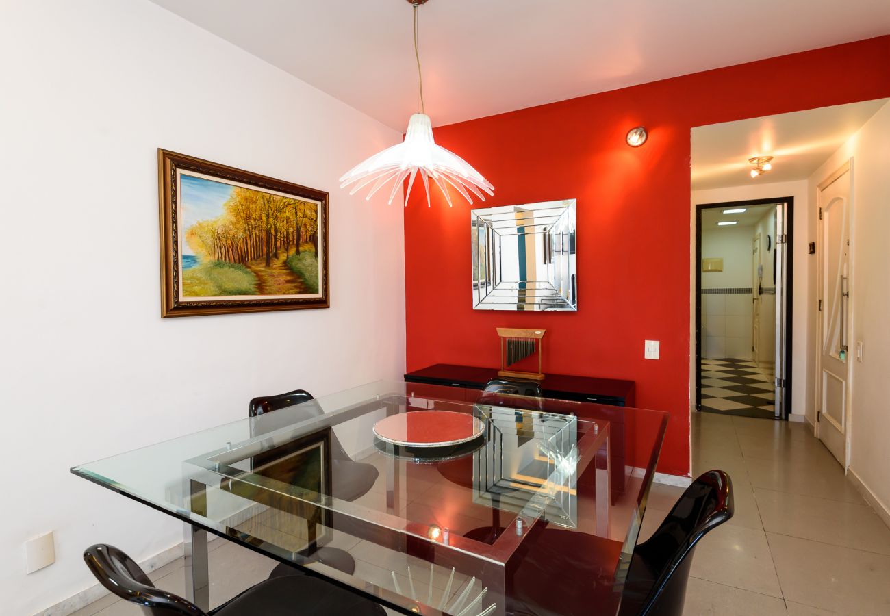 Apartment in Rio de Janeiro - Excelente em Ipanema |Ambiente familiar| BT101 