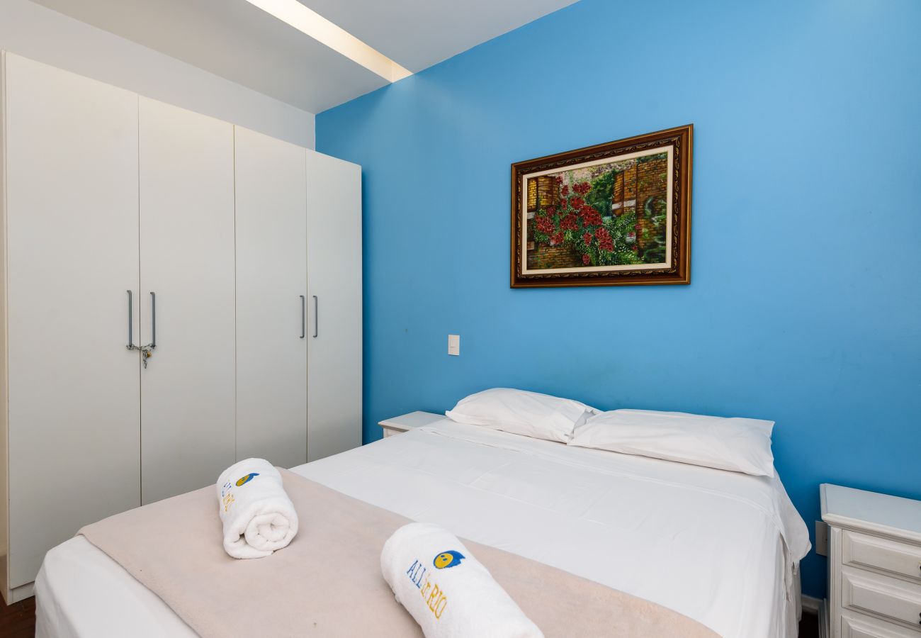 Apartment in Rio de Janeiro - Excelente em Ipanema |Ambiente familiar| BT101 