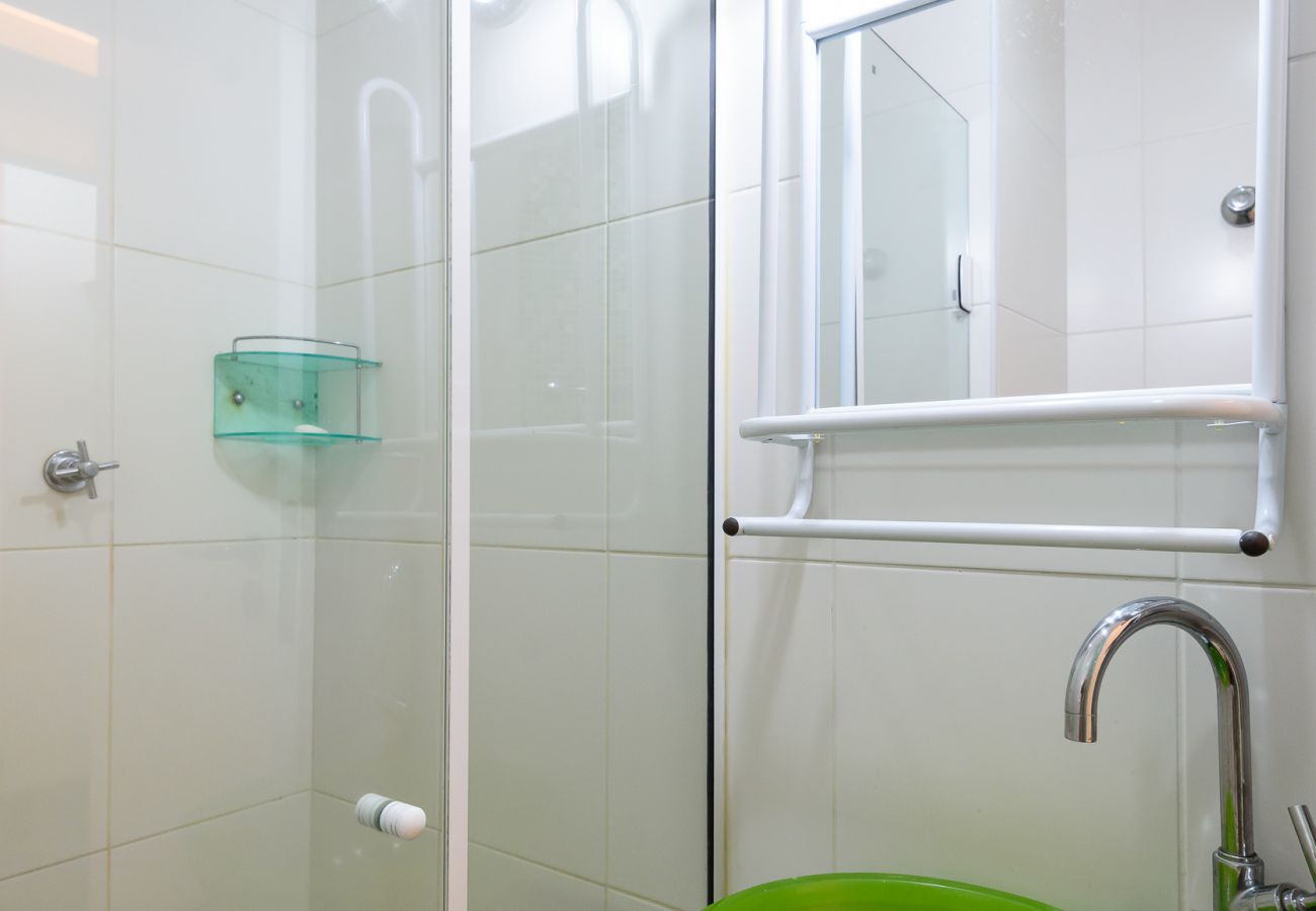 Apartment in Rio de Janeiro - Excelente em Ipanema |Ambiente familiar| BT101 