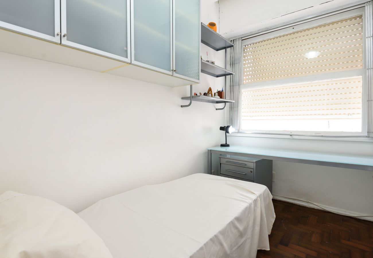 Apartment in Rio de Janeiro - Excelente em Ipanema |Ambiente familiar| BT101 