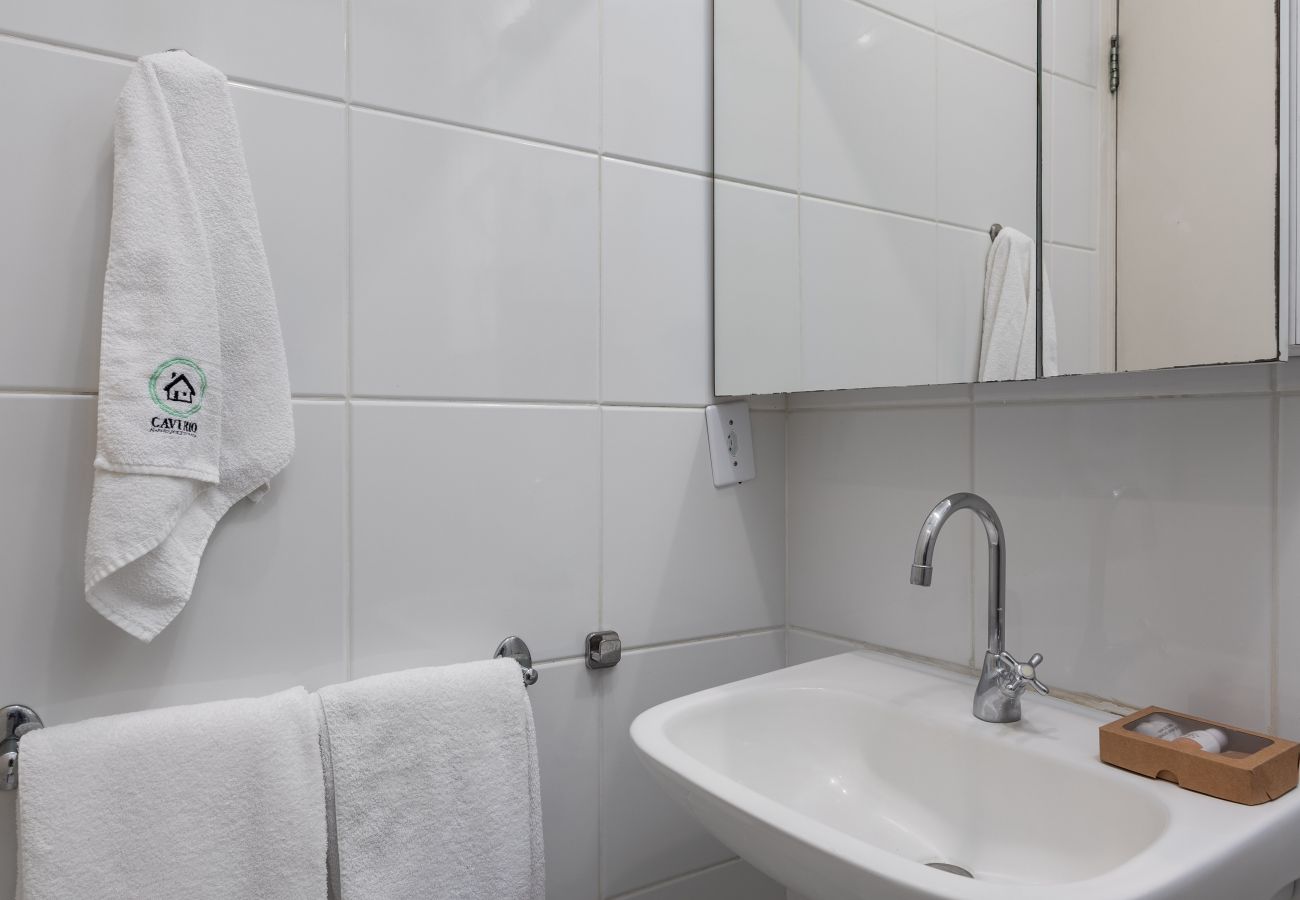 Apartment in Rio de Janeiro - 6 minutos da praia de Copacabana | RDL1112