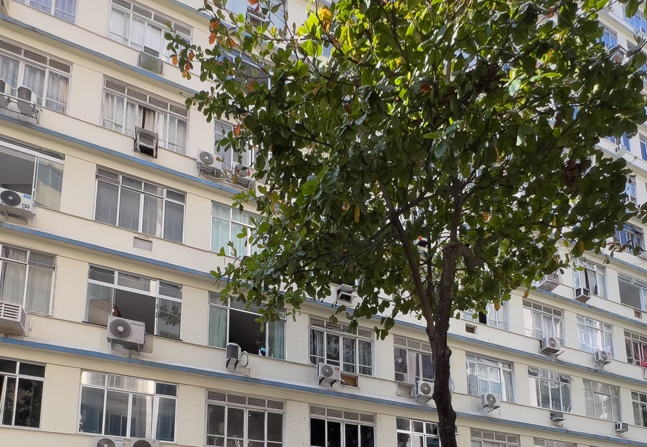 Apartment in Rio de Janeiro - 3 minutos da praia de Copacabana | DF219