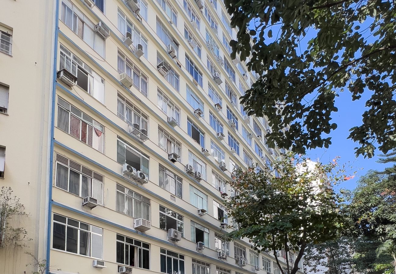 Apartment in Rio de Janeiro - 3 minutos da praia de Copacabana | DF219