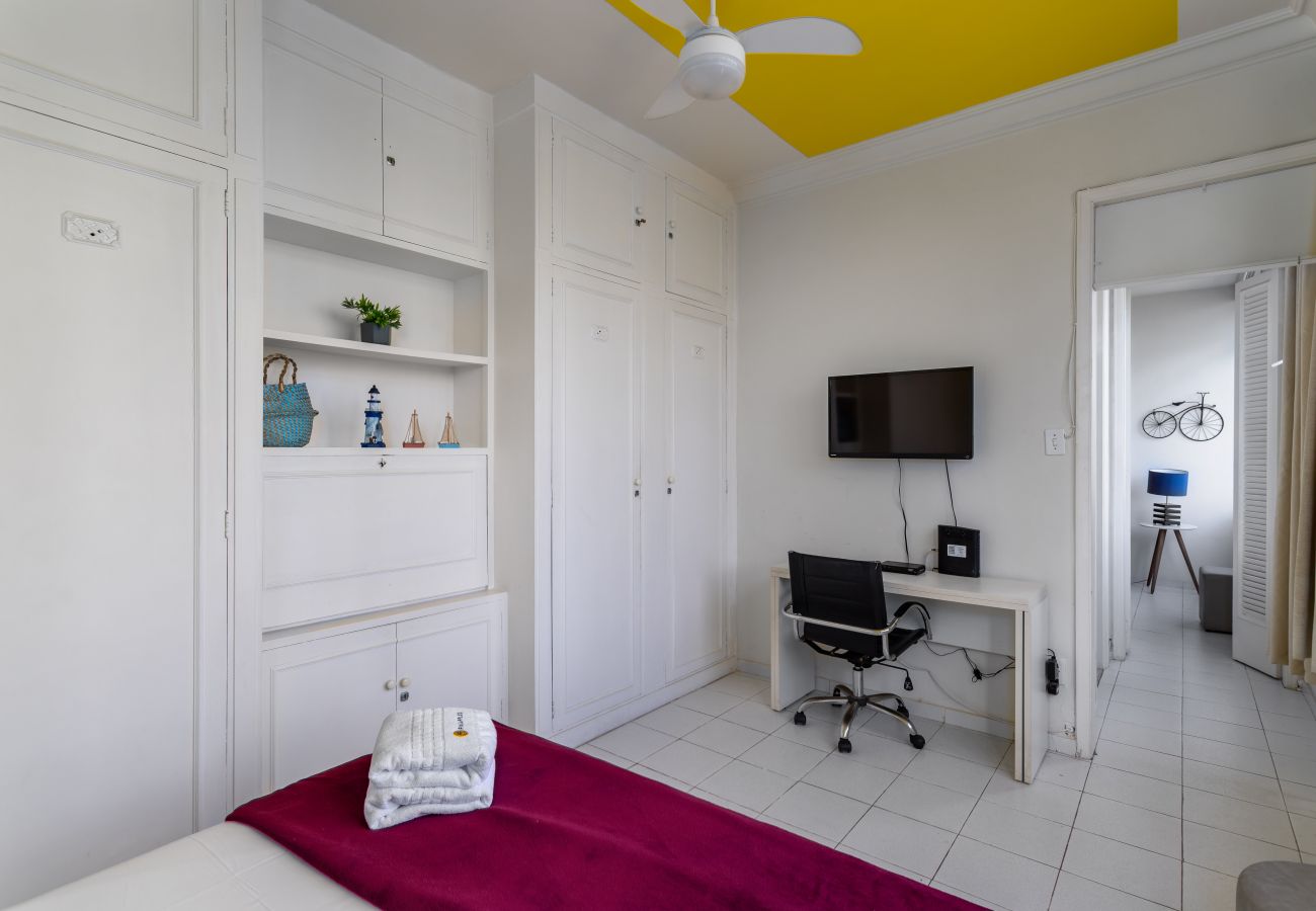 Apartment in Rio de Janeiro - Conforto em Ipanema |2 quadras da praia| VP604 