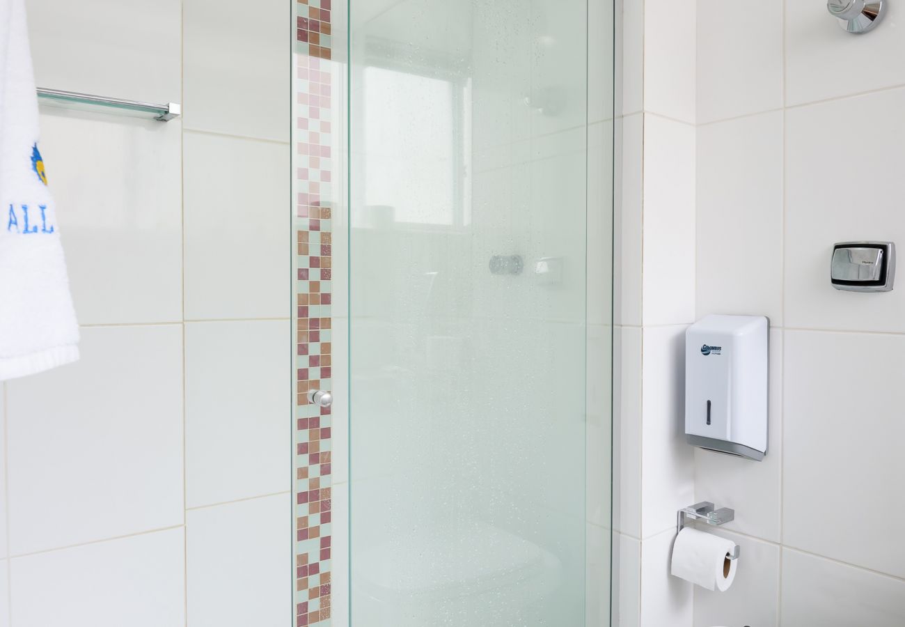 Apartment in Rio de Janeiro - Estilo em Ipanema | Boa localização | VP305 
