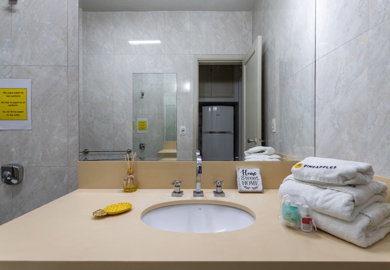 Apartment in Rio de Janeiro - Estilo em Copacabana | Próximo a praia | BR403