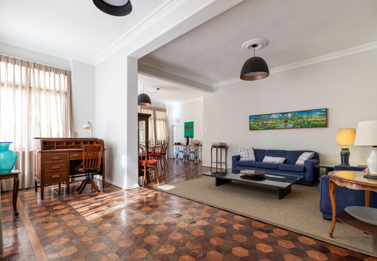 Apartment in Rio de Janeiro - Refúgio literário, próximo ao Arpoador | FCO501