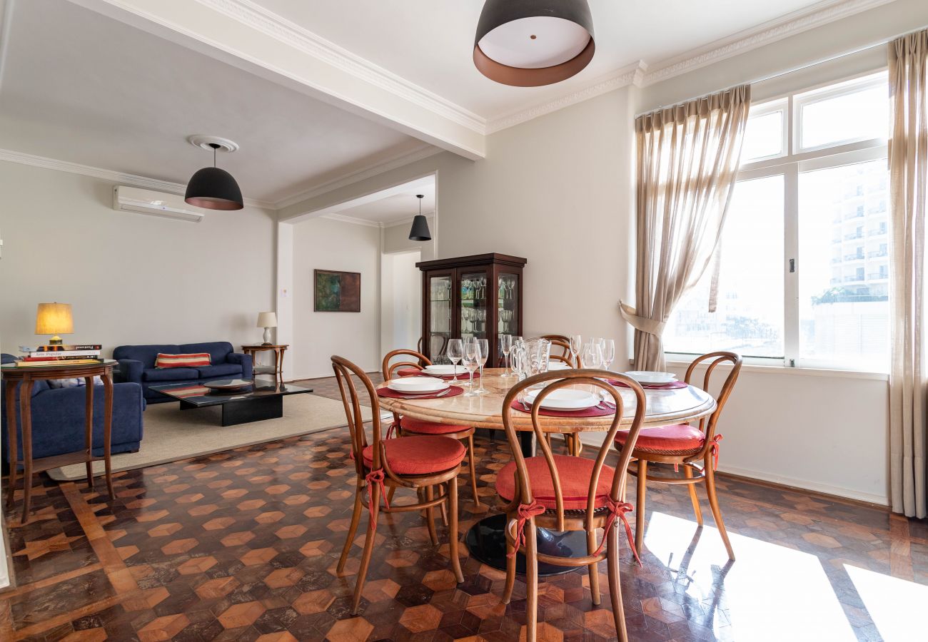 Apartment in Rio de Janeiro - Refúgio literário, próximo ao Arpoador | FCO501