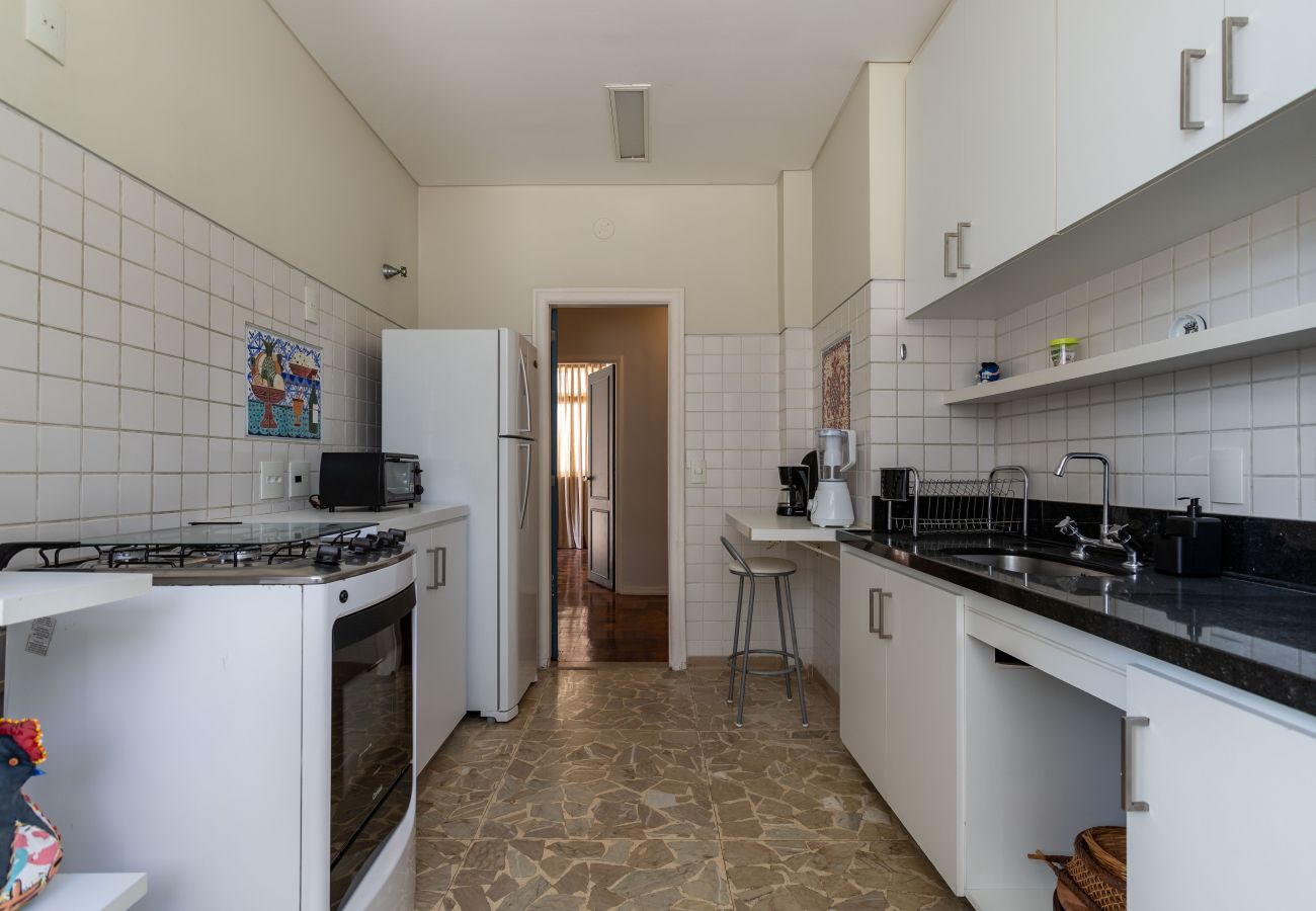 Apartment in Rio de Janeiro - Refúgio literário, próximo ao Arpoador | FCO501