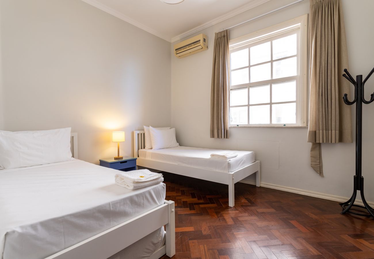 Apartment in Rio de Janeiro - Refúgio literário, próximo ao Arpoador | FCO501