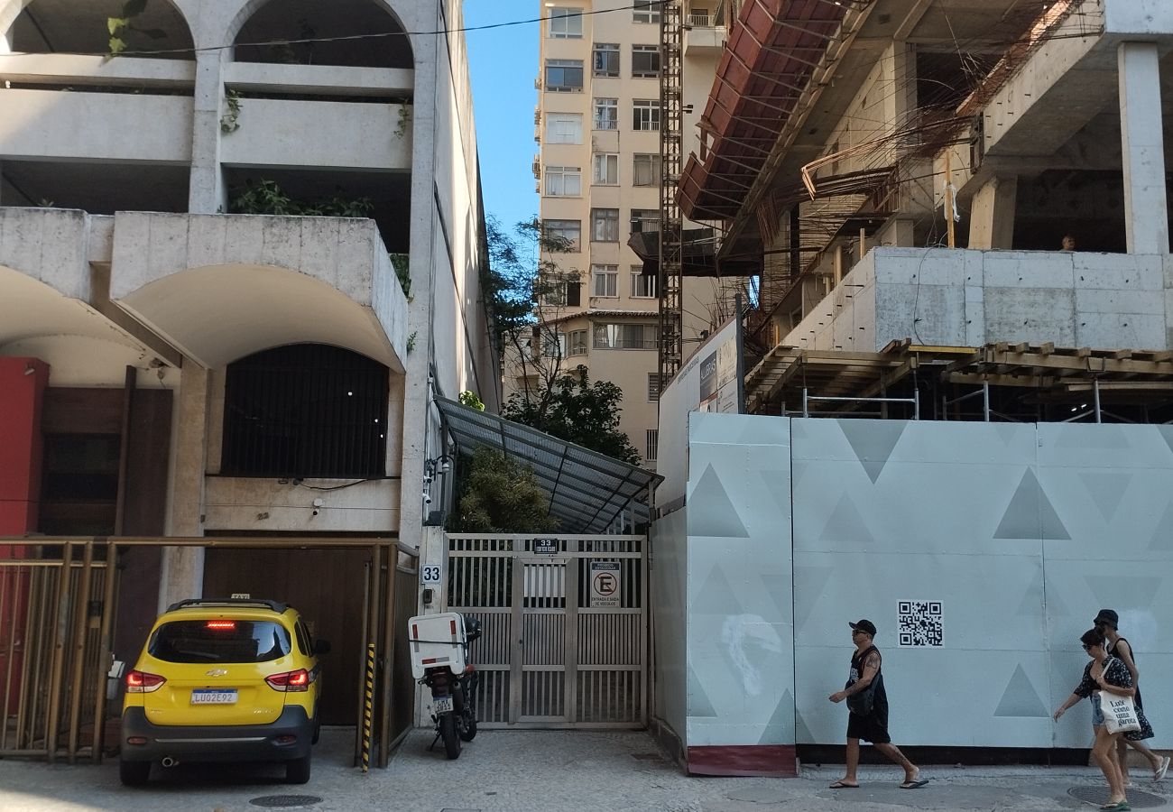 Apartment in Rio de Janeiro - Refúgio literário, próximo ao Arpoador | FCO501