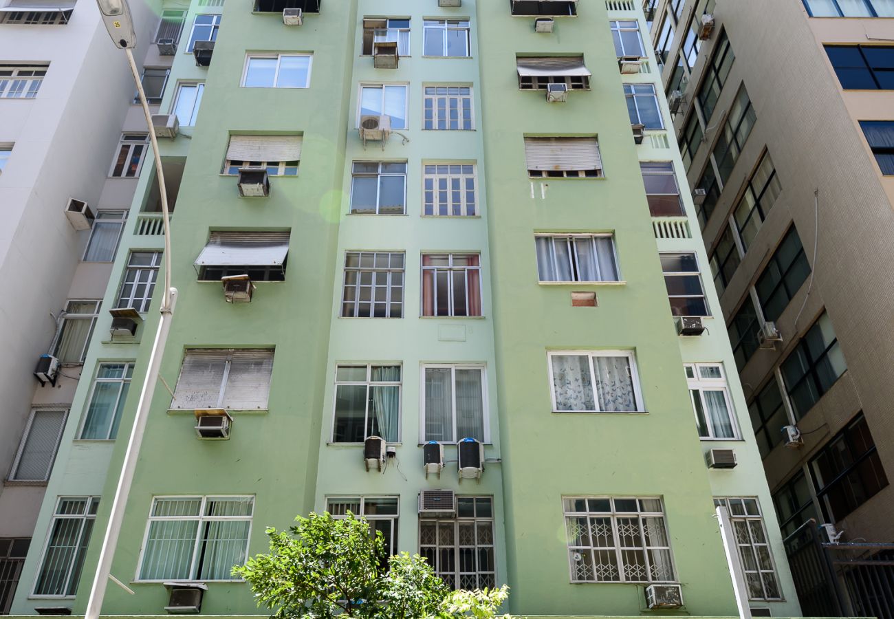 Apartment in Rio de Janeiro - 2 minutos da praia de Copacabana | NSC601