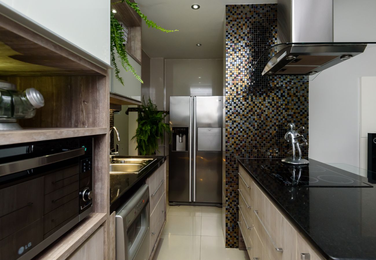 Apartment in Rio de Janeiro - 800m da Praia de Copacabana | BC101