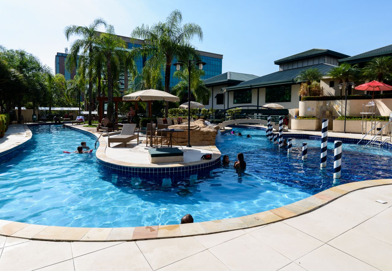 Rent by room in Rio de Janeiro - Suíte, piscina e academia | BPremium T3 Z10