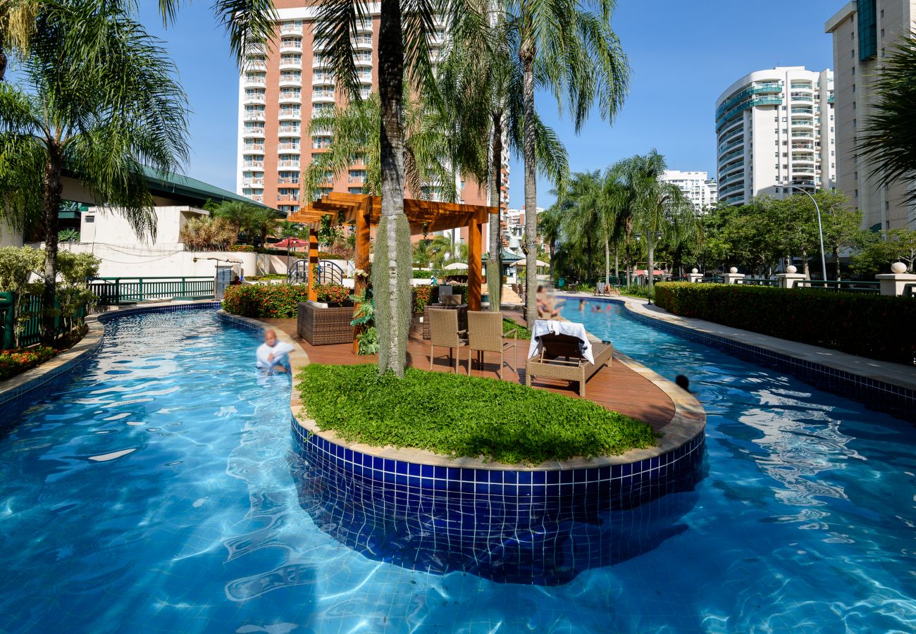 Rent by room in Rio de Janeiro - Suíte, piscina e academia | BPremium T3 Z10