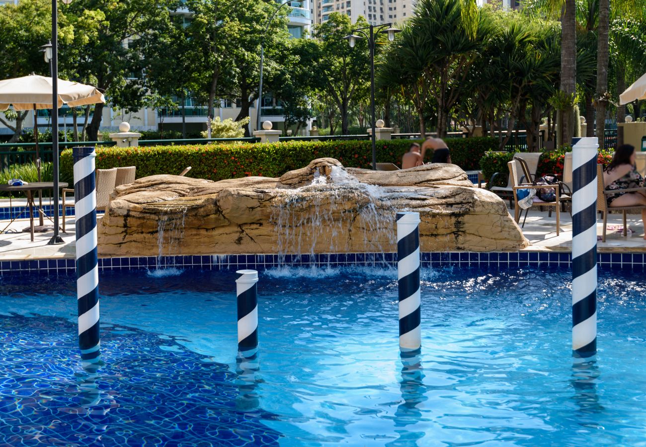 Rent by room in Rio de Janeiro - Suíte, piscina e academia | BPremium T3 Z10