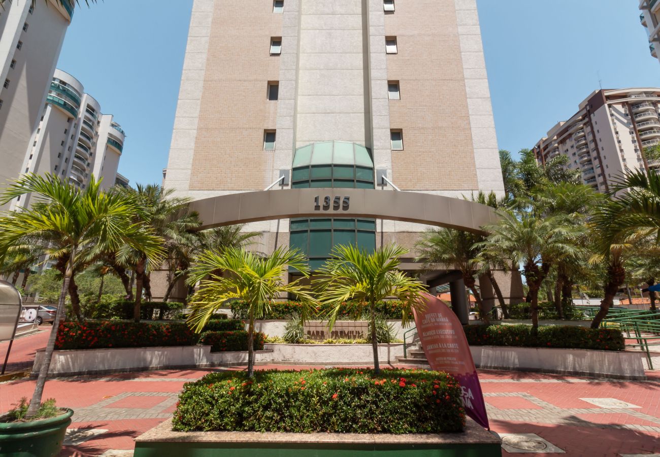 Rent by room in Rio de Janeiro - Suíte, piscina e academia | BPremium T5 