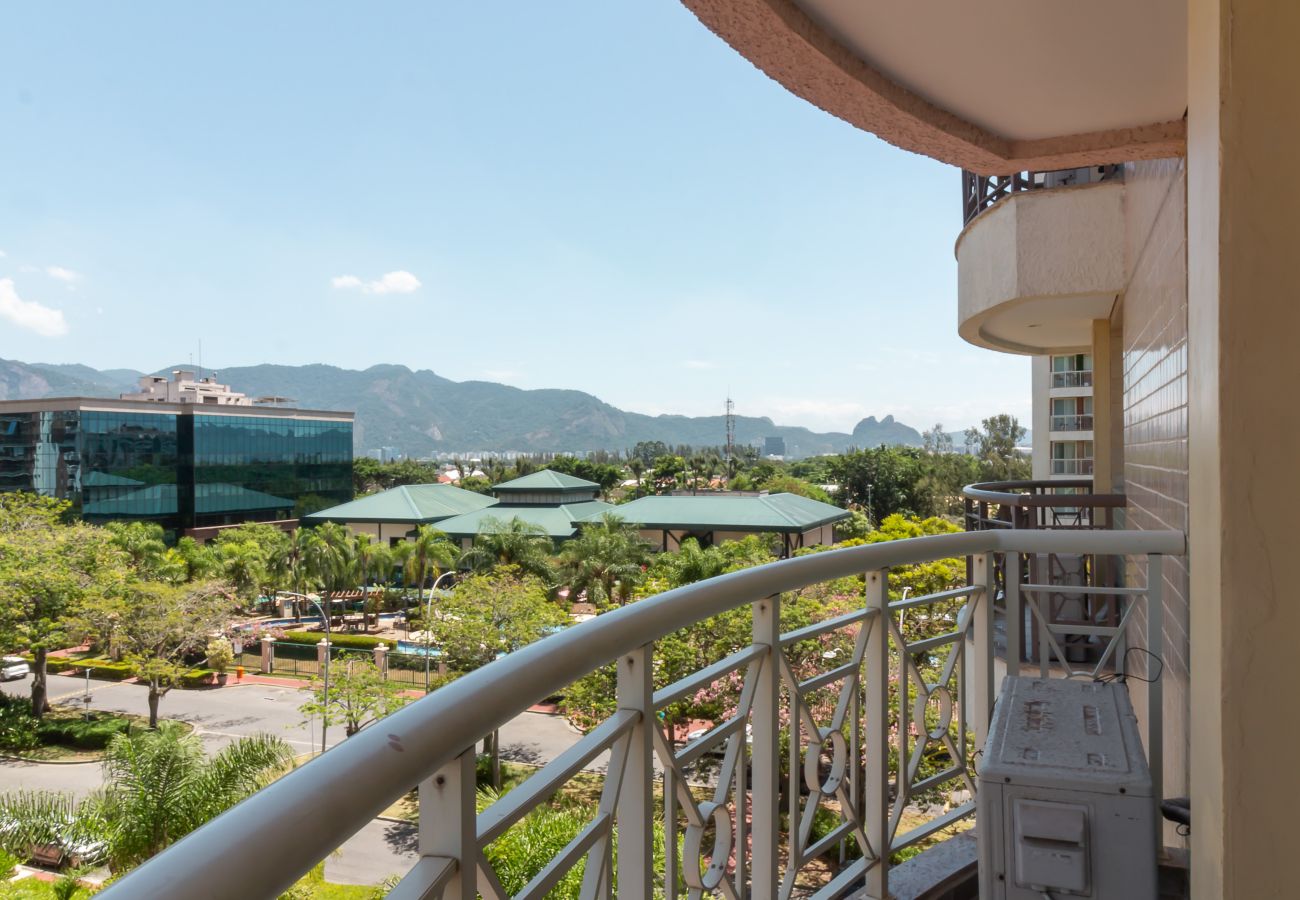 Rent by room in Rio de Janeiro - Suíte, piscina e academia | BPremium T5 