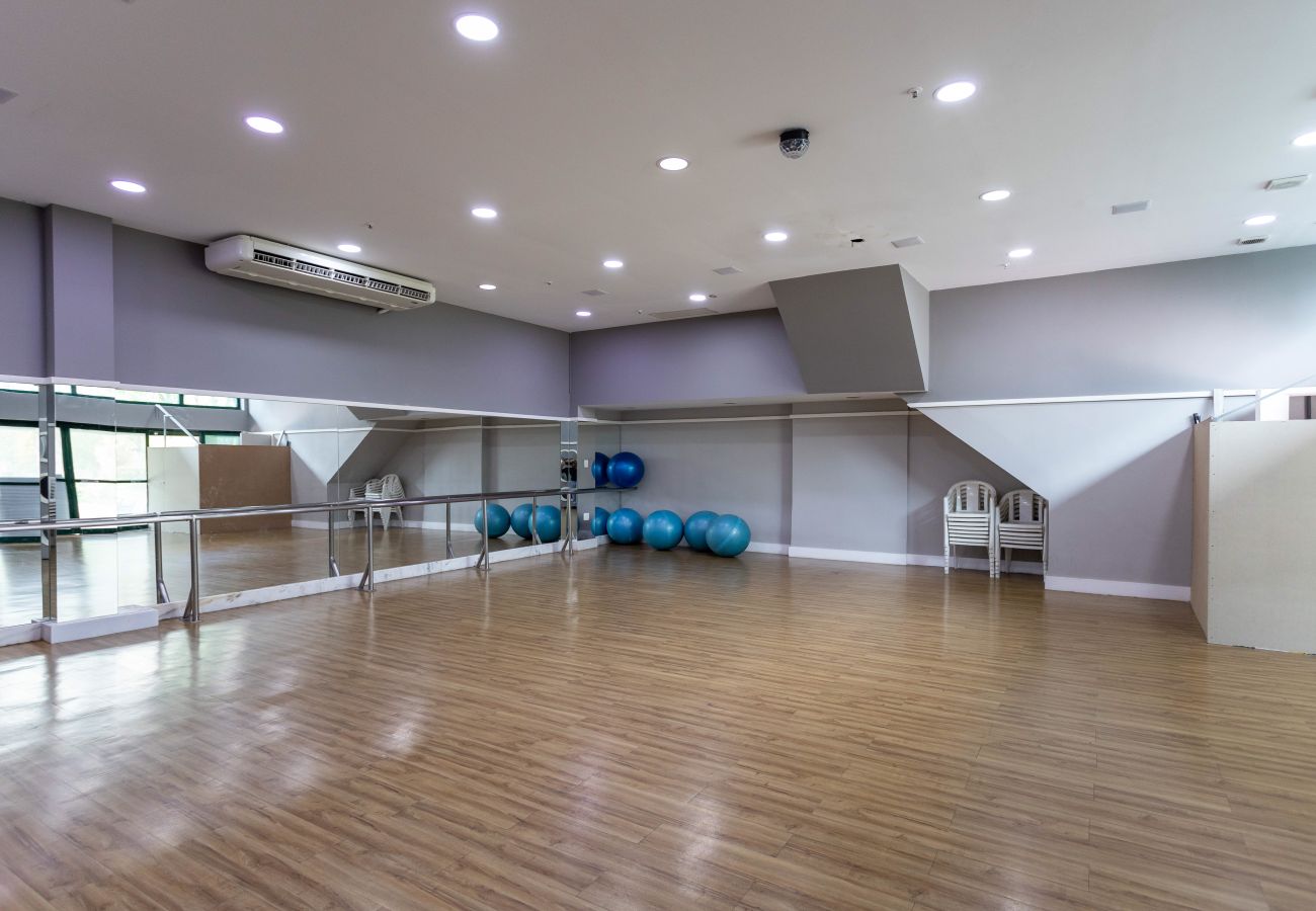Rent by room in Rio de Janeiro - Suíte, piscina e academia | BPremium T5 