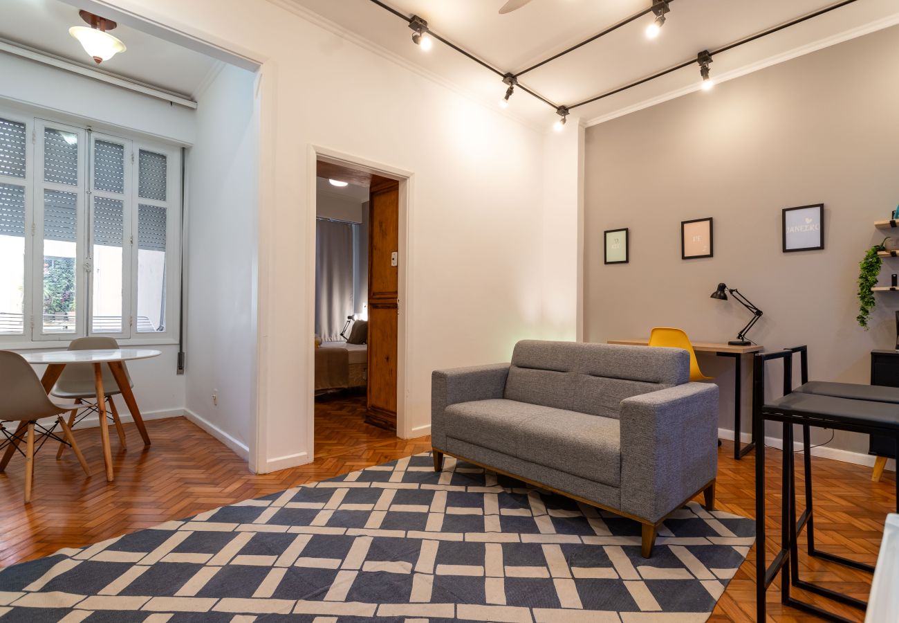 Apartment in Rio de Janeiro - 5 minutos da praia de Copacabana | NSC808