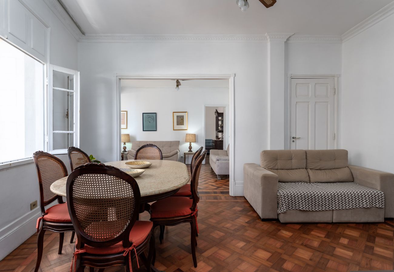 Apartment in Rio de Janeiro - Vista para o mar, 50 metros da praia | BI701