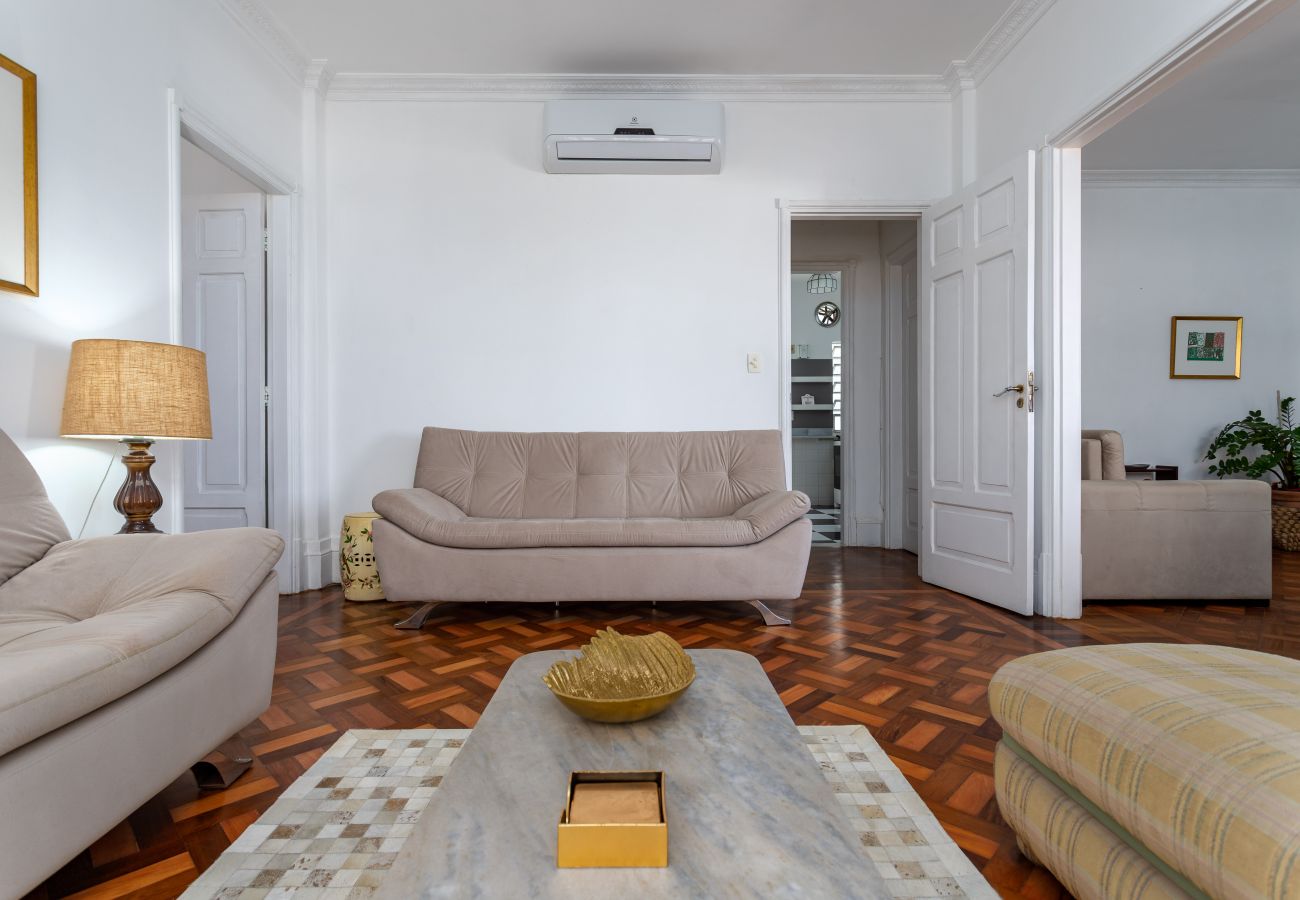 Apartment in Rio de Janeiro - Vista para o mar, 50 metros da praia | BI701