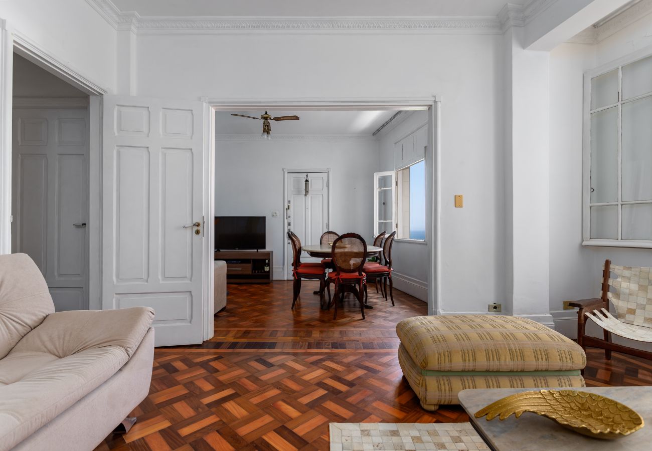 Apartment in Rio de Janeiro - Vista para o mar, 50 metros da praia | BI701