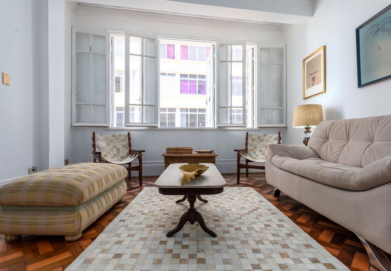 Apartment in Rio de Janeiro - Vista para o mar, 50 metros da praia | BI701