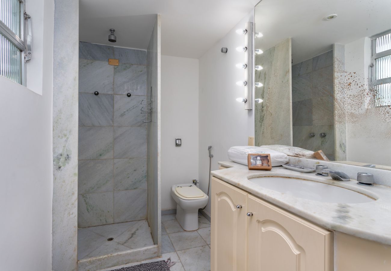 Apartment in Rio de Janeiro - Vista para o mar, 50 metros da praia | BI701