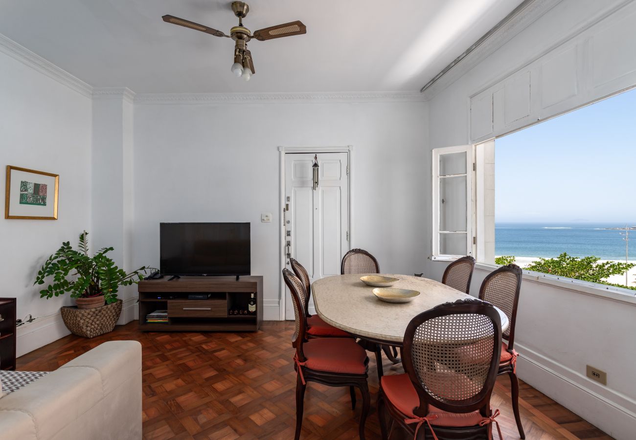 Apartment in Rio de Janeiro - Vista para o mar, 50 metros da praia | BI701