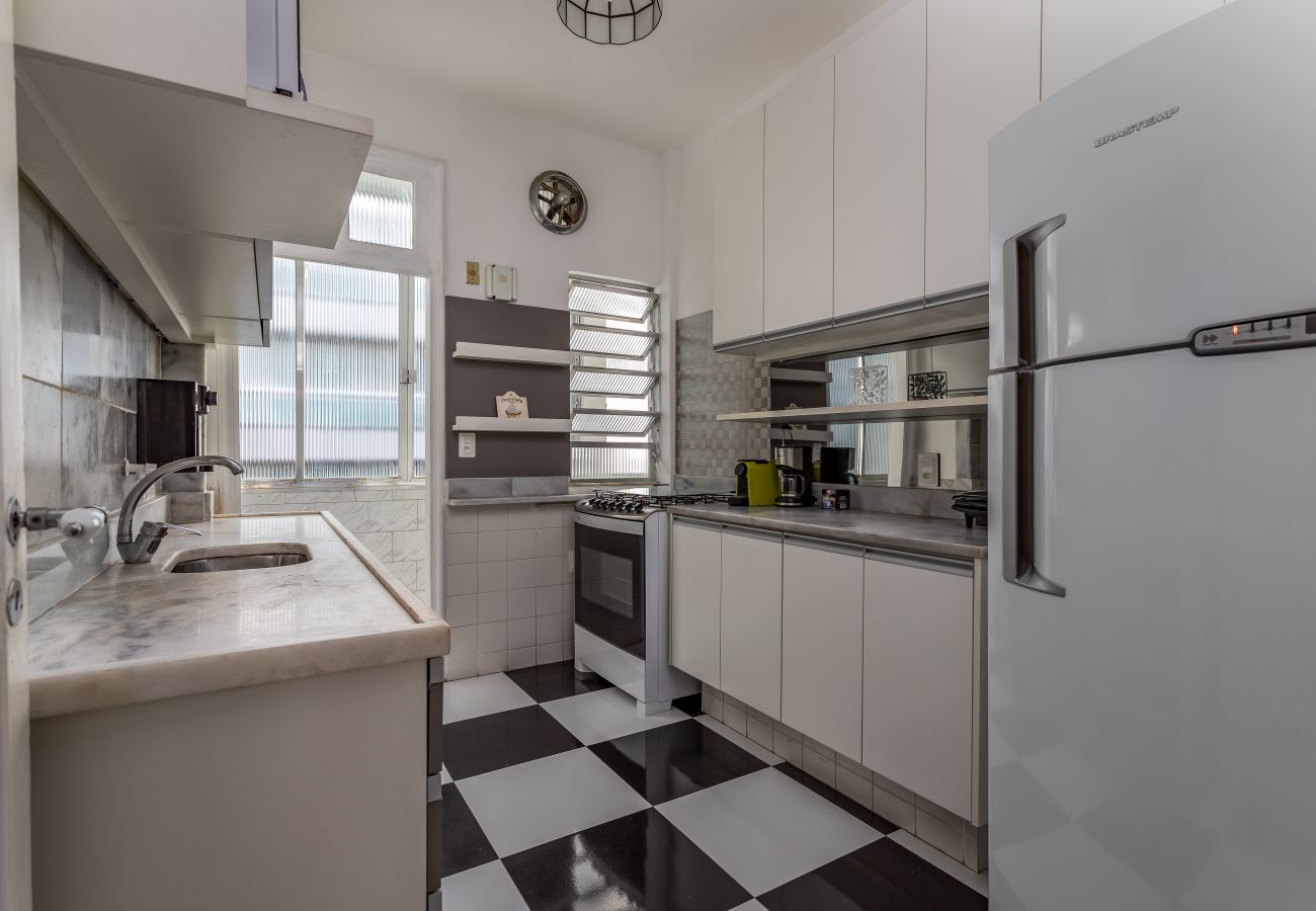 Apartment in Rio de Janeiro - Vista para o mar, 50 metros da praia | BI701