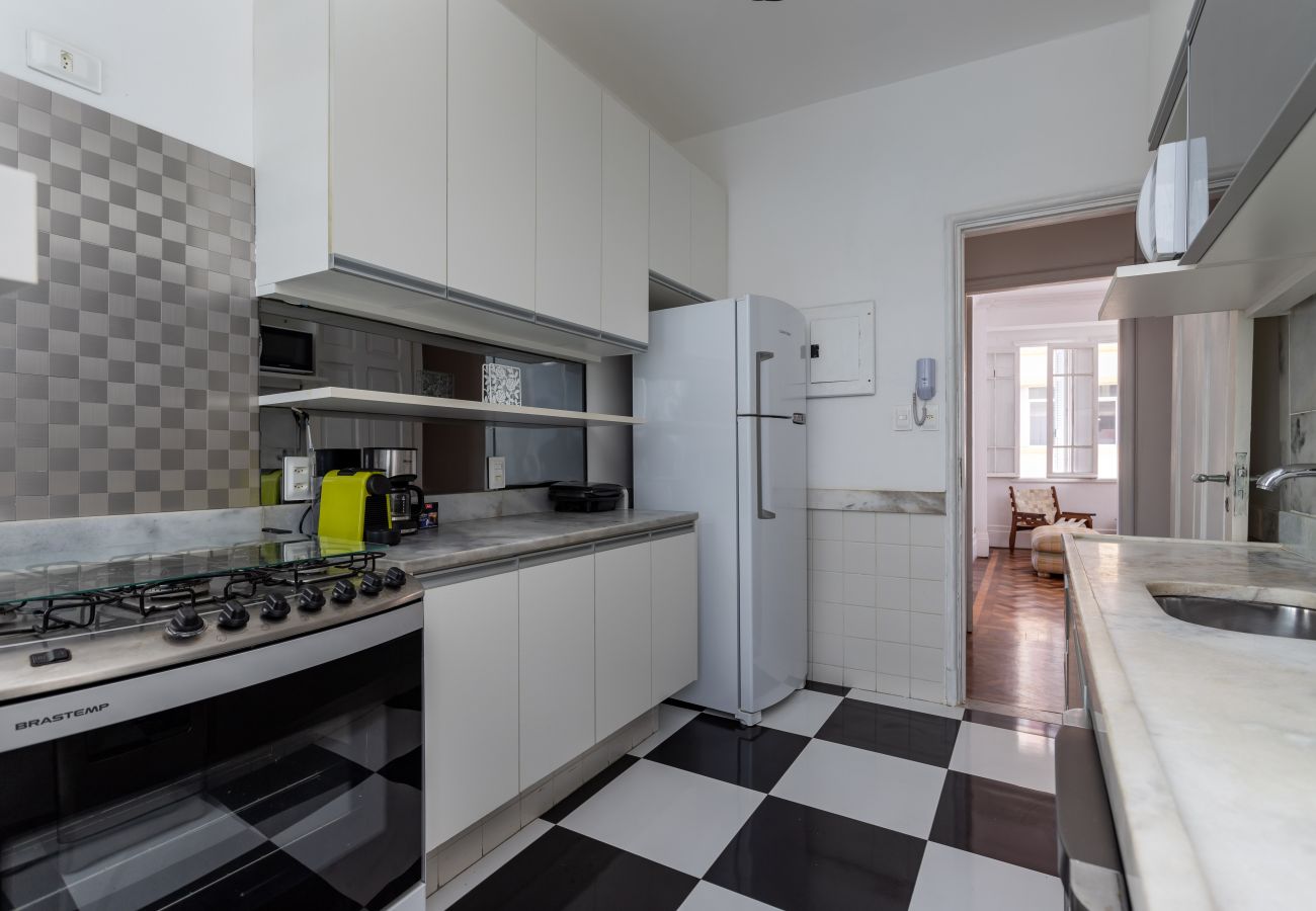 Apartment in Rio de Janeiro - Vista para o mar, 50 metros da praia | BI701