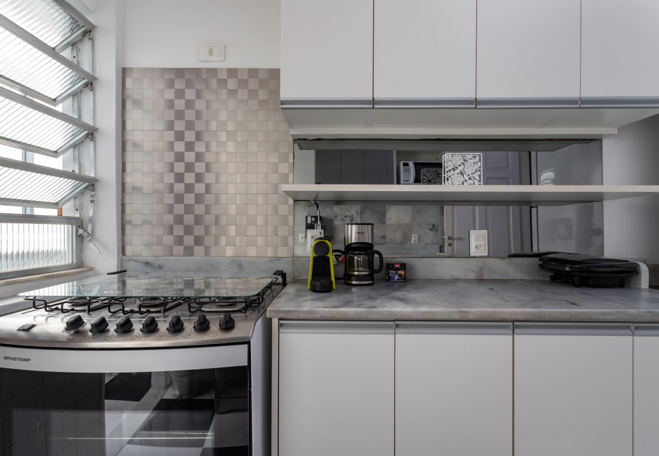 Apartment in Rio de Janeiro - Vista para o mar, 50 metros da praia | BI701