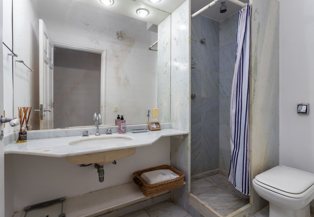 Apartment in Rio de Janeiro - Vista para o mar, 50 metros da praia | BI701