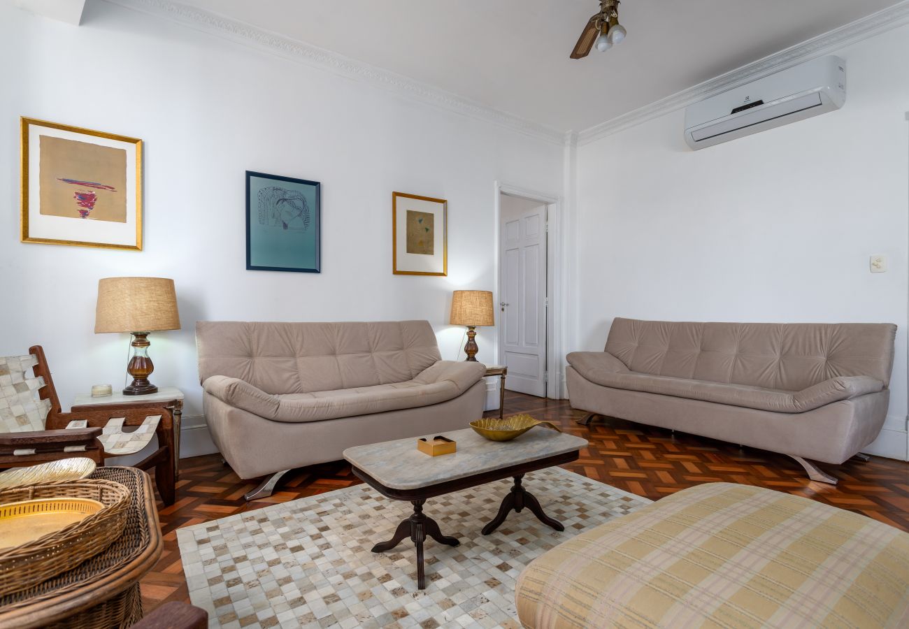Apartment in Rio de Janeiro - Vista para o mar, 50 metros da praia | BI701