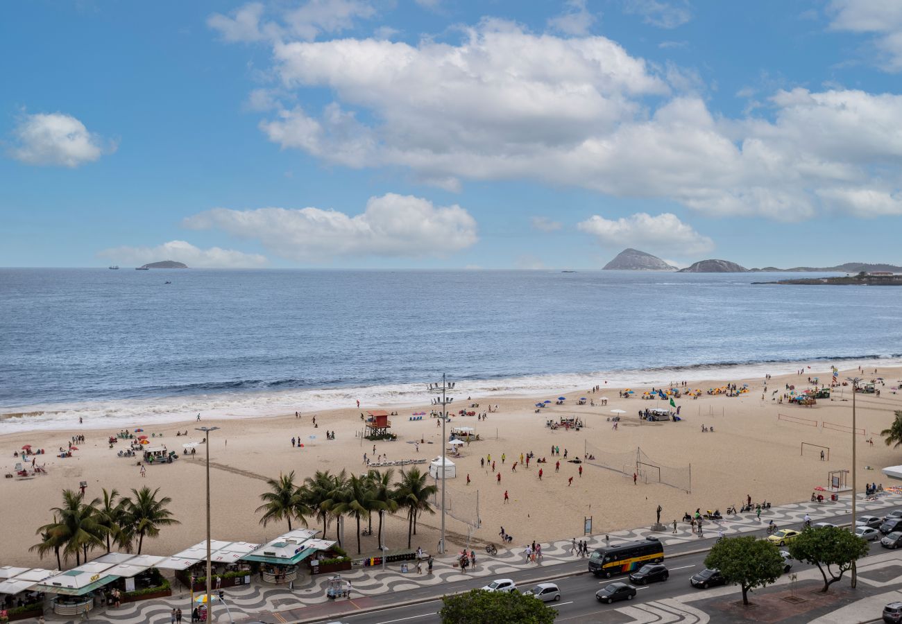 Apartment in Rio de Janeiro - Vista para praia de Copacabana | RD1003 Z4