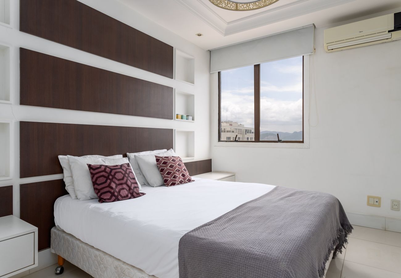 Apartment in Rio de Janeiro - Cobertura na Barra da Tijuca p/ 6 pessoas | LC2207