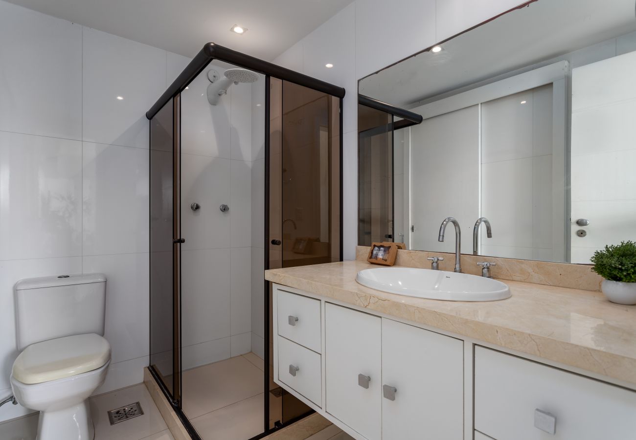 Apartment in Rio de Janeiro - Cobertura na Barra da Tijuca p/ 6 pessoas | LC2207