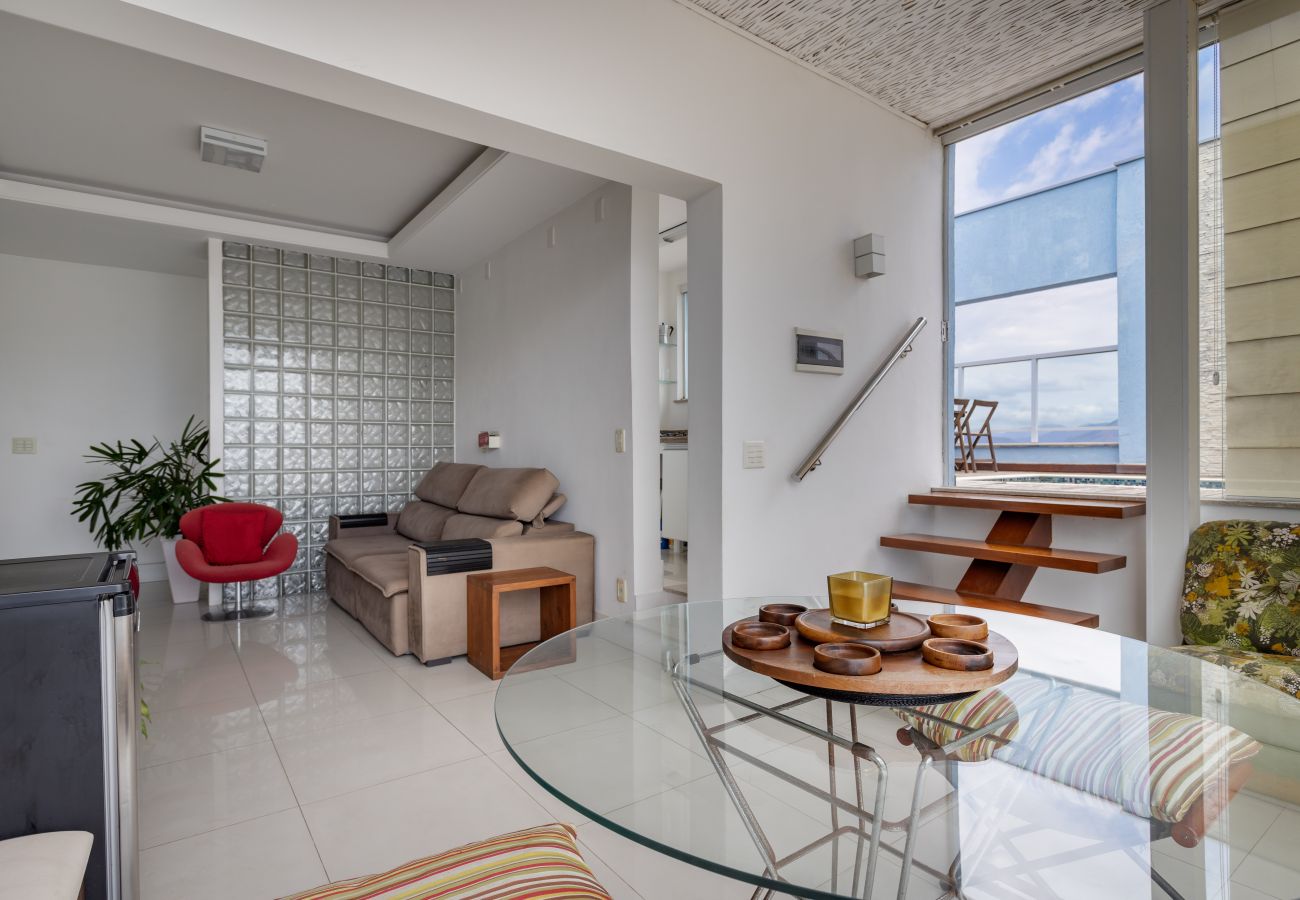 Apartment in Rio de Janeiro - Cobertura na Barra da Tijuca p/ 6 pessoas | LC2207