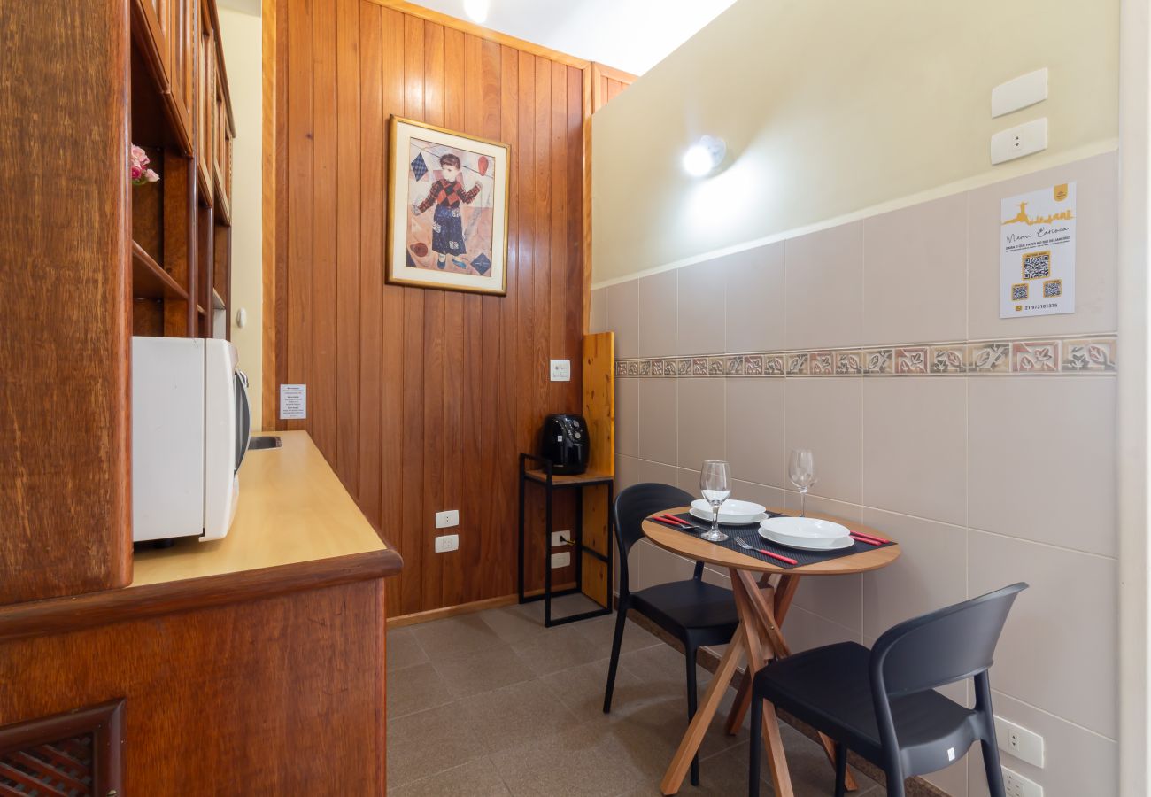 Apartment in Rio de Janeiro - 5 minutos da praia de Copacabana | STC905