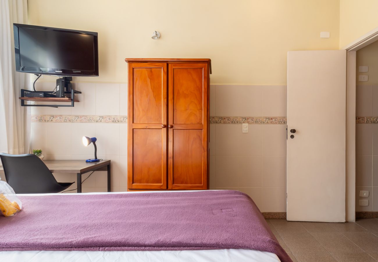Apartment in Rio de Janeiro - 5 minutos da praia de Copacabana | STC905