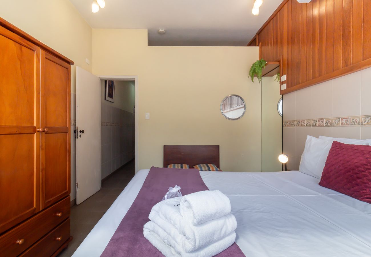 Apartment in Rio de Janeiro - 5 minutos da praia de Copacabana | STC905