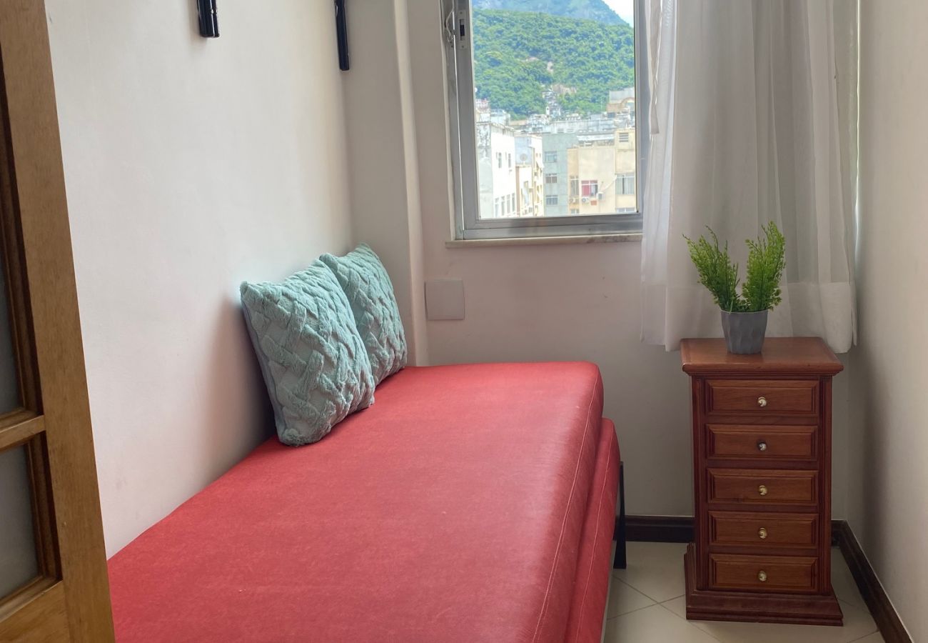 Apartment in Rio de Janeiro - 4 minutos da praia de Copacabana | NSC1104