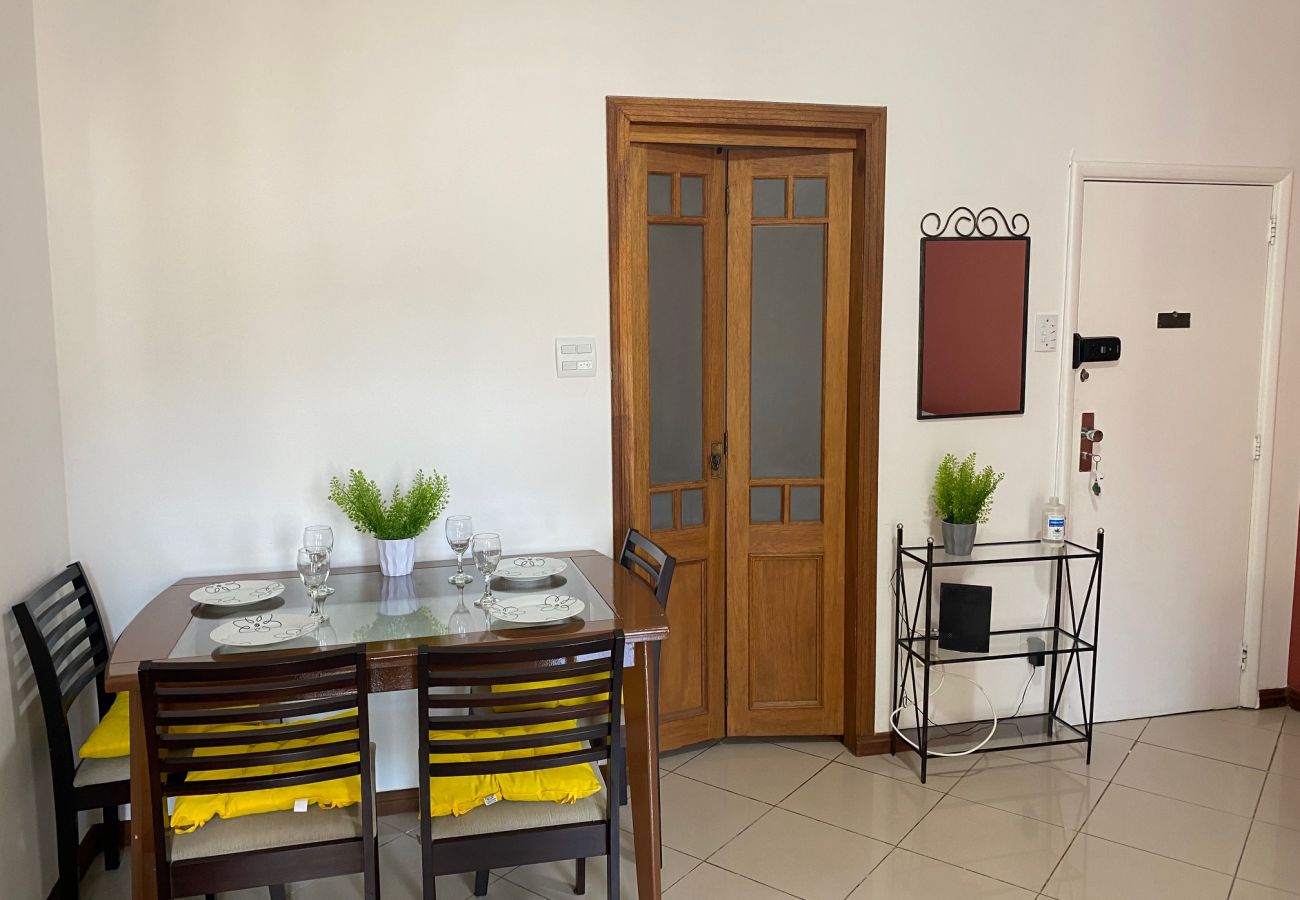 Apartment in Rio de Janeiro - 4 minutos da praia de Copacabana | NSC1104