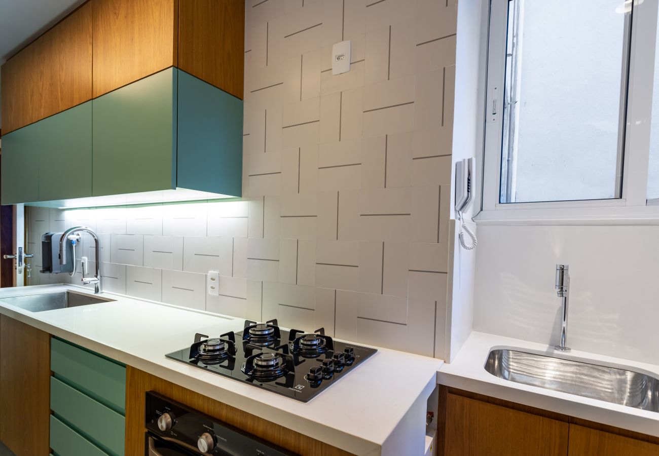 Apartment in Rio de Janeiro - Elegância em Ipanema |Ideal para famílias| R201 Z1