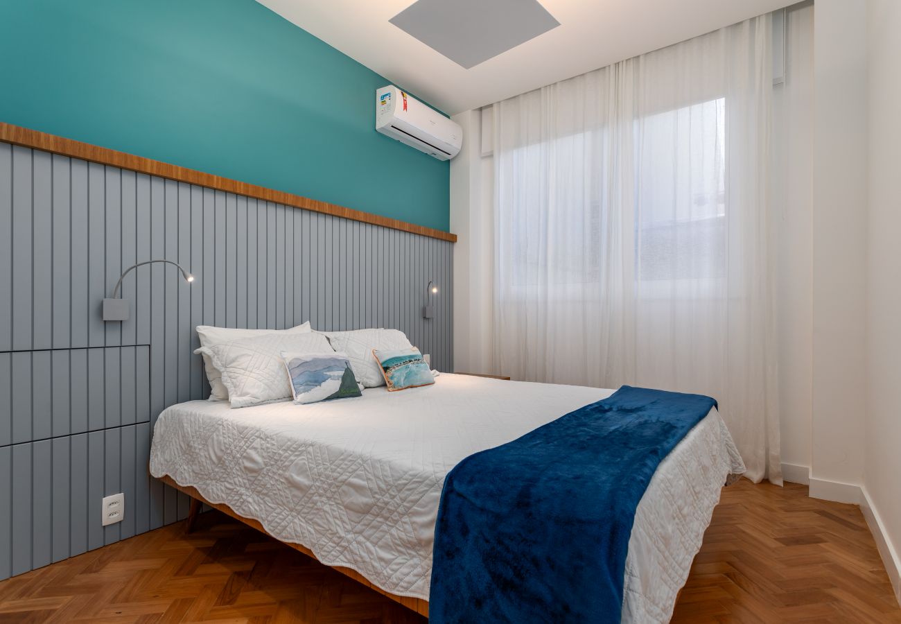 Apartment in Rio de Janeiro - Elegância em Ipanema |Ideal para famílias| R201 Z1