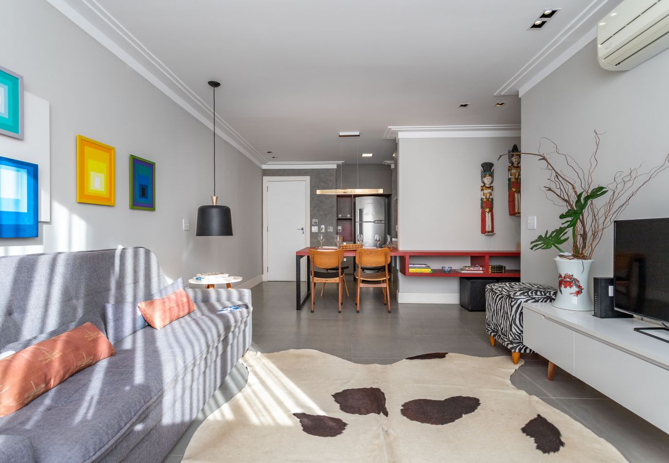 Apartment in Rio de Janeiro - Moderno em Ipanema | Ótimo para famílias | RE406 Z2