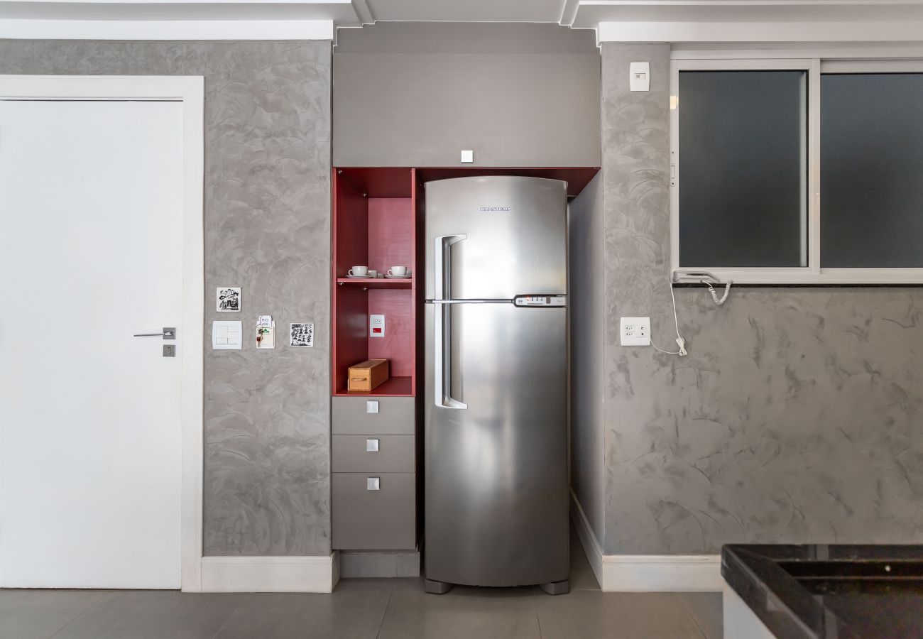 Apartment in Rio de Janeiro - Moderno em Ipanema | Ótimo para famílias | RE406 Z2